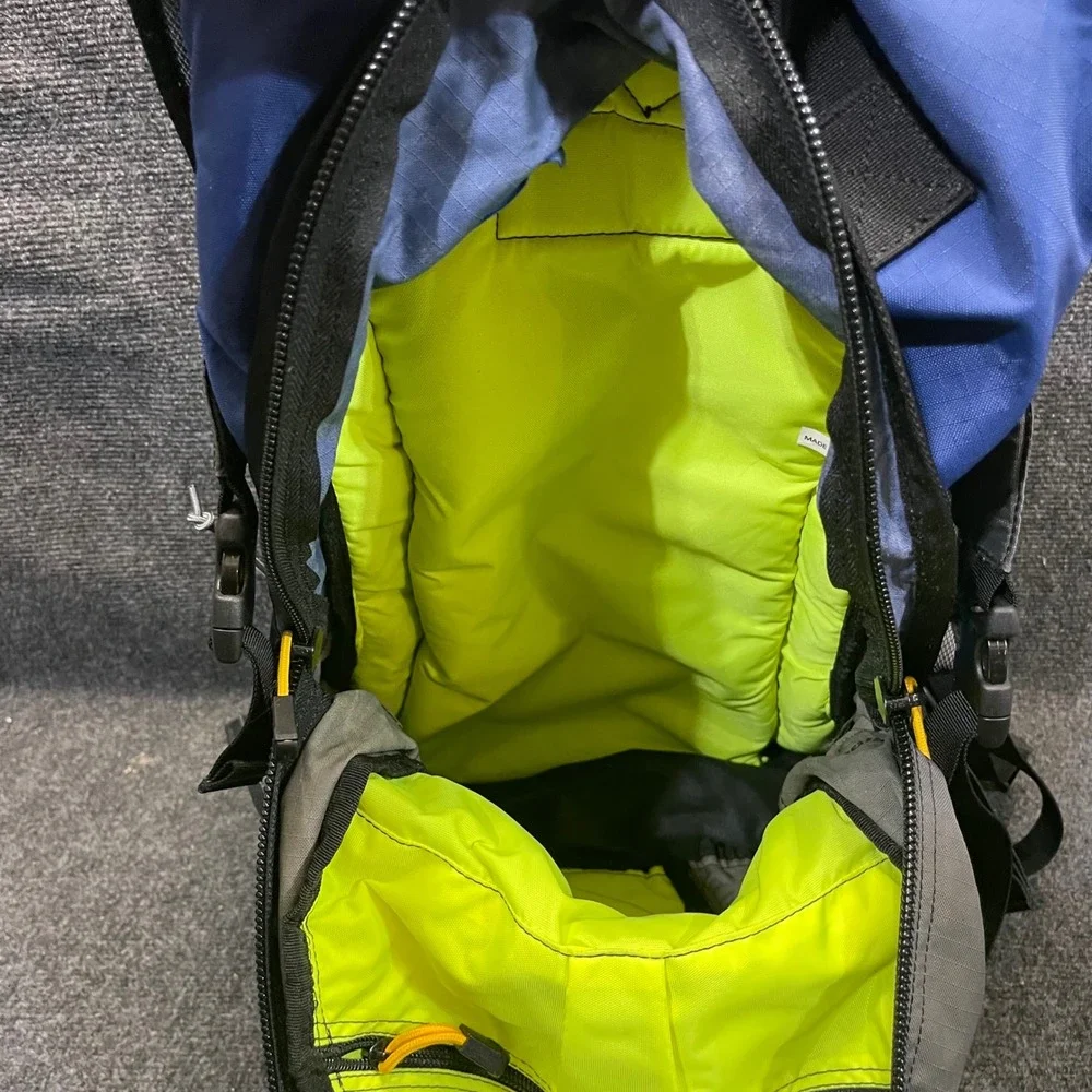 CamelBak Peak Bagger 26L Blue Black Hiking Backpack Technical Hydration Daypack